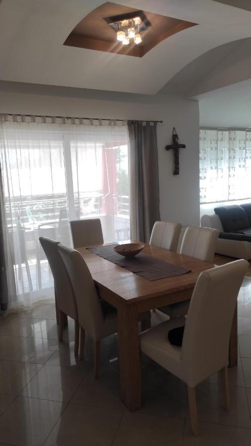 Apartman Toni บาร์บินเย ภายนอก รูปภาพ
