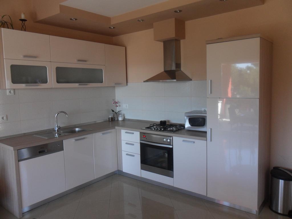 Apartman Toni บาร์บินเย ภายนอก รูปภาพ
